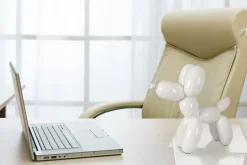 Balloon Dog 27cm White Resin Indoor Sculpture