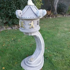 Classic Curved Japanese Pagoda Lantern Stone Garden Ornament