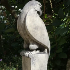 Eagle on Modena Pedestal Modern Stone Garden Statue