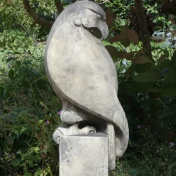 Eagle on Plain Pedestal Modern Stone Garden Statue