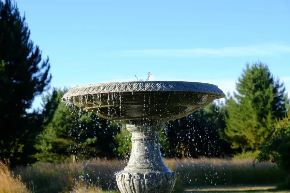 Grand Single Tier 4m Emerald Marble Stone Water Fountain Feature