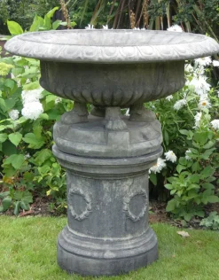 Grand Tazza Stone Garden Planter on Pedestal
