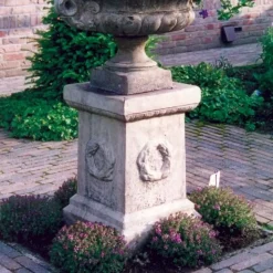 Laurel Column Stone Garden Pedestal