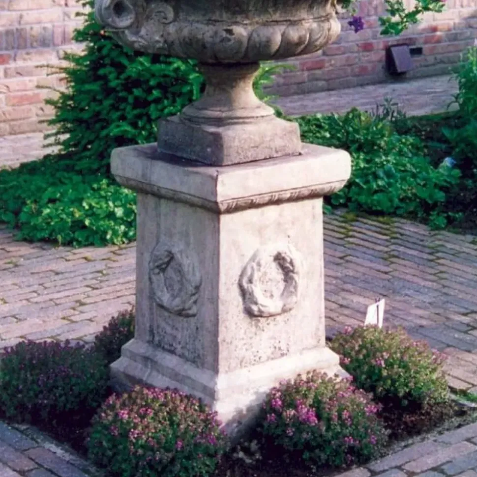 Laurel Column Stone Garden Pedestal