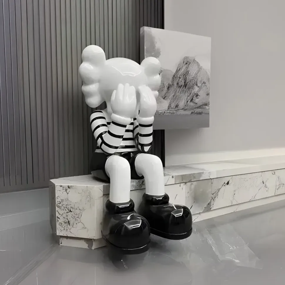 Lucify Hide 135cm Black & White Resin Indoor Sculpture