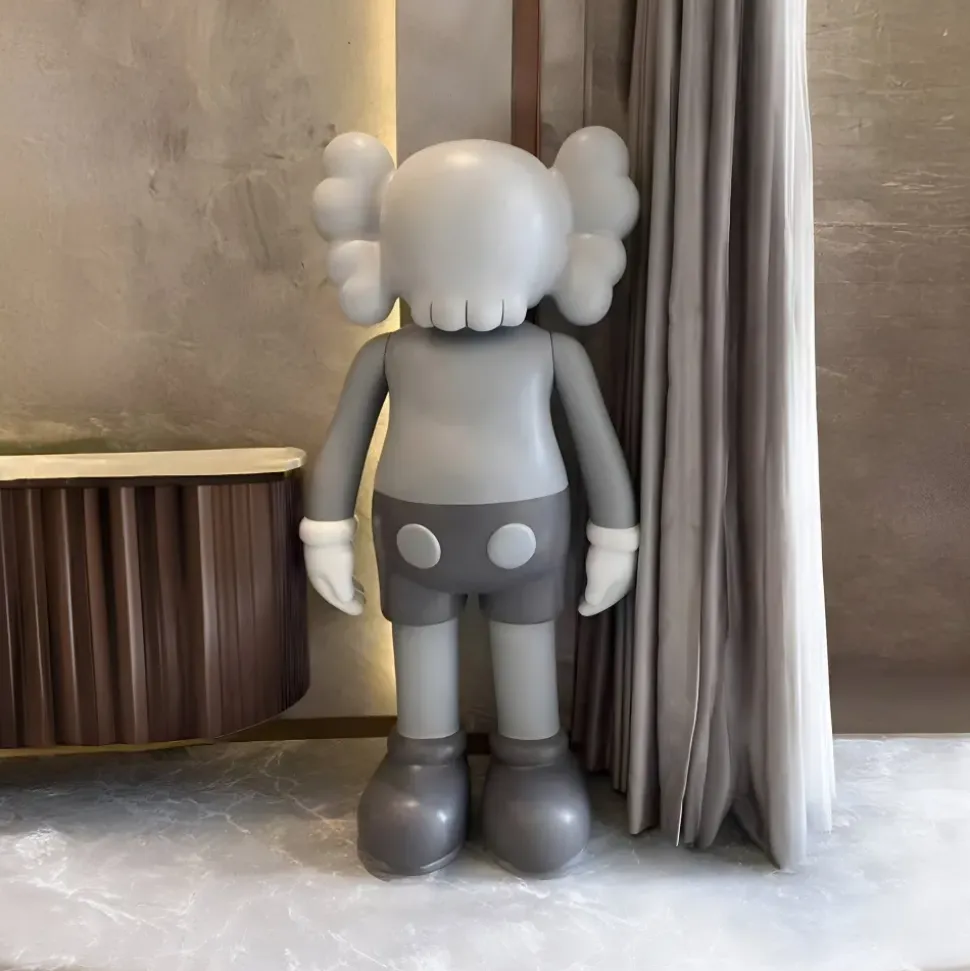 Lucify Seek 170cm Grey Resin Indoor Sculpture