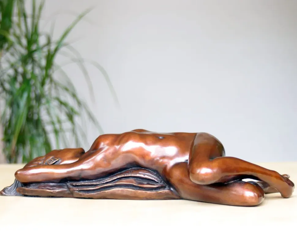 Your Memory Lingers Figurine Bronze Indoor Sculpture